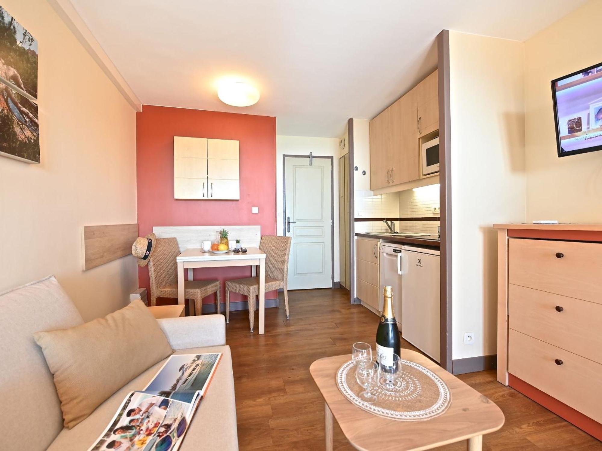 Apartment Village Cap Esterel - Le Village-9 By Interhome Saint-Raphael (Var) Exterior foto
