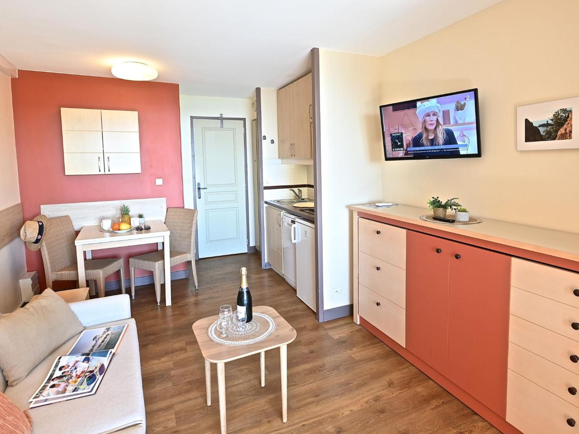 Apartment Village Cap Esterel - Le Village-9 By Interhome Saint-Raphael (Var) Exterior foto
